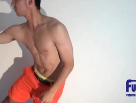 亚洲乔克在同性恋口交场景中脱颖而出 gay chinese spanking porn