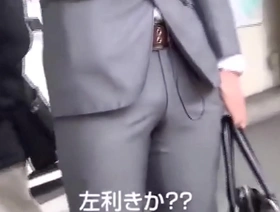 亚洲业余同性恋穿着西装的男人从事亲密活动 gay chinese twinks porn