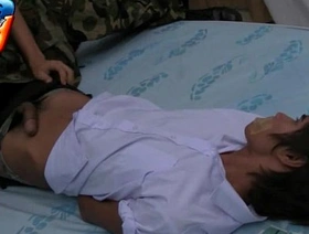 亚洲双胞胎从事赤裸裸的无鞍动作 chinese gay porn threesome