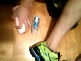 亚洲青少年在自慰时探索新的娱乐装置 hot gay porn 2024