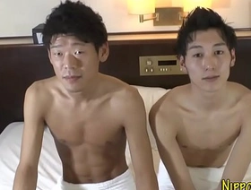 业余同性恋口交和高清手淫 bravo japan gay porn