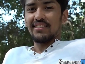 同性恋业余的玩具使自己愉悦 daigo japan gay porn