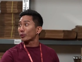 与同事在库存室中的鞍同性恋肛交 hot desi porn elated