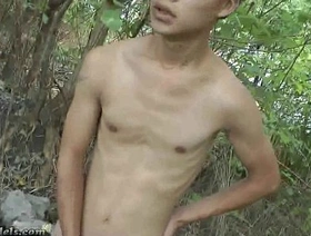 亚洲男孩提供令人振奋的打手枪和口交技能 freeze time japan joyful porn