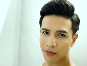 令人惊叹的亚洲超模在内衣中诱人地摆姿势 gay chinese orgy porn