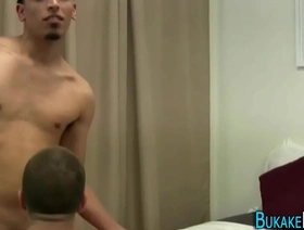 亚洲青少年twink经历三人组的强烈乐趣 hot asian joyous solo porn