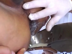 亚洲业余的twink经历了镜头和灌肠的强烈乐趣 hot gay moaning porn