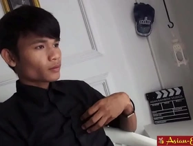 年轻的亚洲twink单独自慰纹身 chinese gay delivery porn