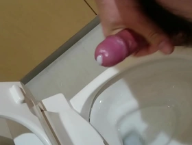 日本同性恋独奏手淫会议15 dowon korean gay porn