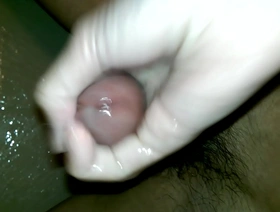 亚洲男人在POV中与大家伙自慰 china gay porn hub