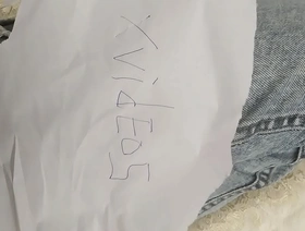 日本独奏男孩与世界分享他的亲密时刻 asian elated porn hot