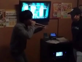 日本同性恋视频以最好的身体为特色 gay chinese hunk porn