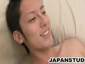 同性恋日本男子收到打手枪 hot merry asians porn