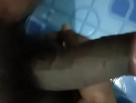 Soloboy在洗手间下车 singapore airlines gay porn