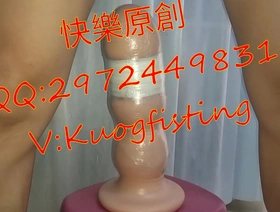 Soloboy用WSSJK对接插头和拳头探索极端的乐趣 chinese gay porn bareback