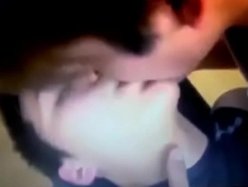 与亚洲男人探索口头愉悦的感性同性恋相遇 gay hot japanese porn