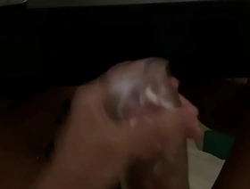 同性恋业余手撞导致射液 handsome one of a pair unconcerned porn